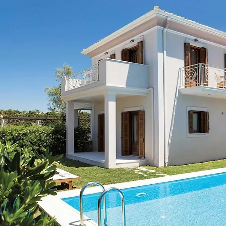 Agia Marina Sleeps 4 With Pool Air Con And Wifi *