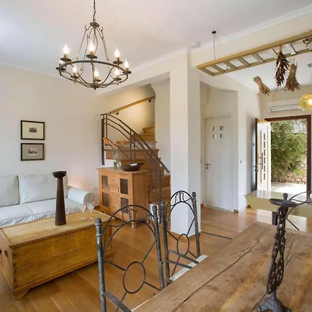 别墅 Agia Marina Sleeps 4 With Pool Air Con And Wifi Lefkáda